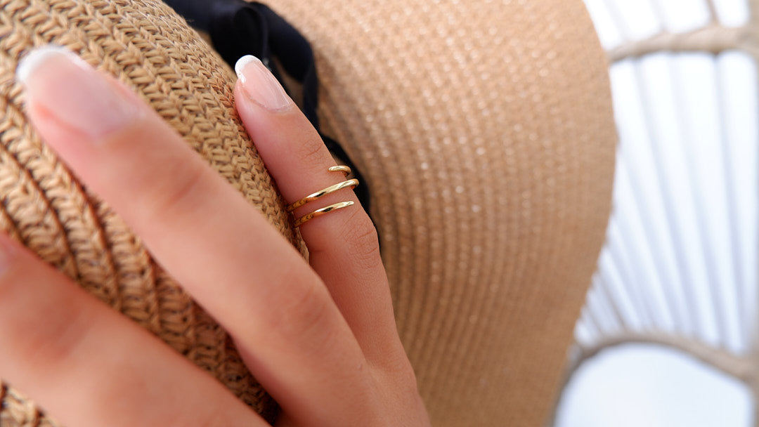 Sleek and Chic Open Ring